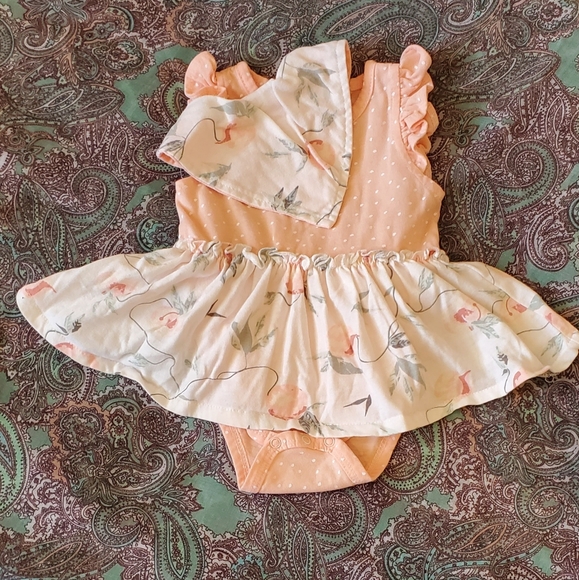 Jessica Simpson Other - *4 for $15*  Jessica Simpson onesie dress with bib